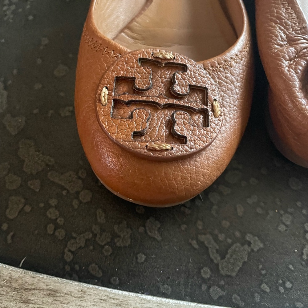 Tory Burch Brown flat size 7